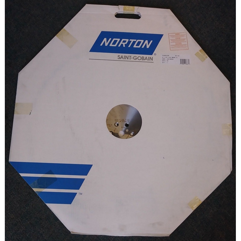 Norton 70184691388 32" x 187 x A34 VMax High Speed Wall Sawing - Wet Cutting